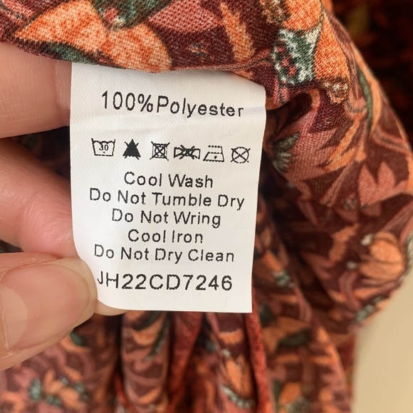 NWT Rowen Avenue Paris Dress in Multi Print Relaxed fall geometrical Dress Small - Picture 7 of 10